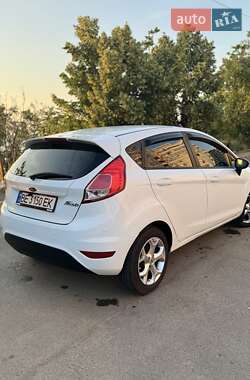 Хэтчбек Ford Fiesta 2012 в 