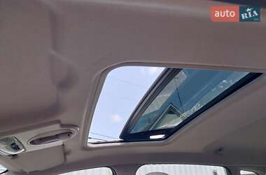 Хэтчбек Ford Fiesta 2004 в 