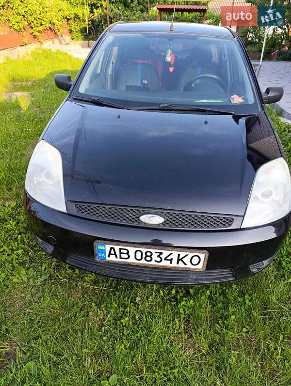 Хэтчбек Ford Fiesta 2002 в Виннице