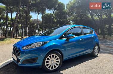 Хэтчбек Ford Fiesta 2015 в Тернополе