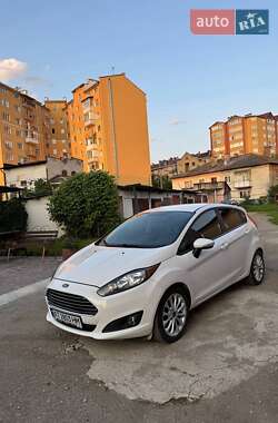 Хэтчбек Ford Fiesta 2013 в Ивано-Франковске