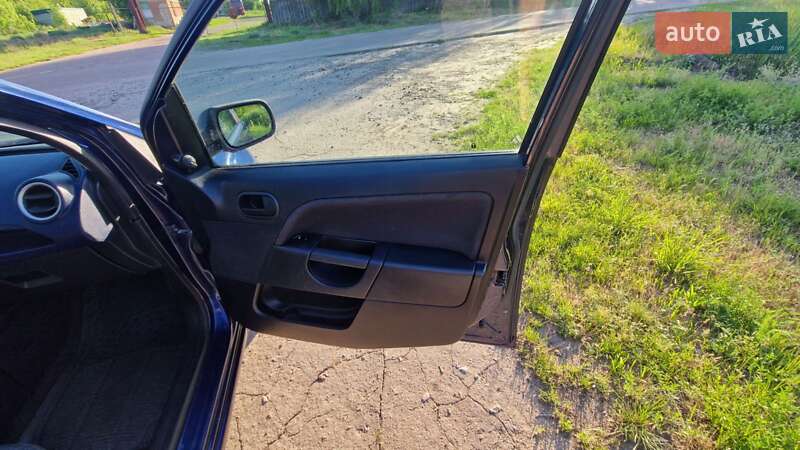 Хетчбек Ford Fiesta 2006 в Прилуках