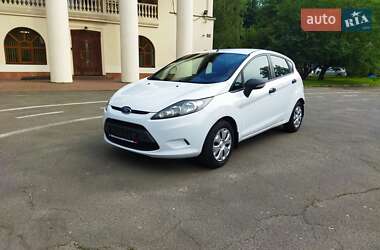 Хэтчбек Ford Fiesta 2012 в 