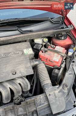 Хэтчбек Ford Fiesta 2008 в 