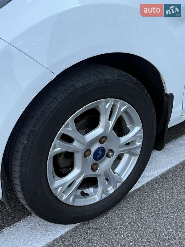 Хэтчбек Ford Fiesta 2013 в Харькове