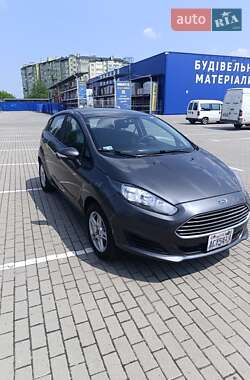 Хэтчбек Ford Fiesta 2019 в 