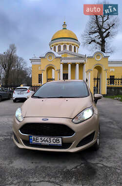 Хетчбек Ford Fiesta 2017 в 