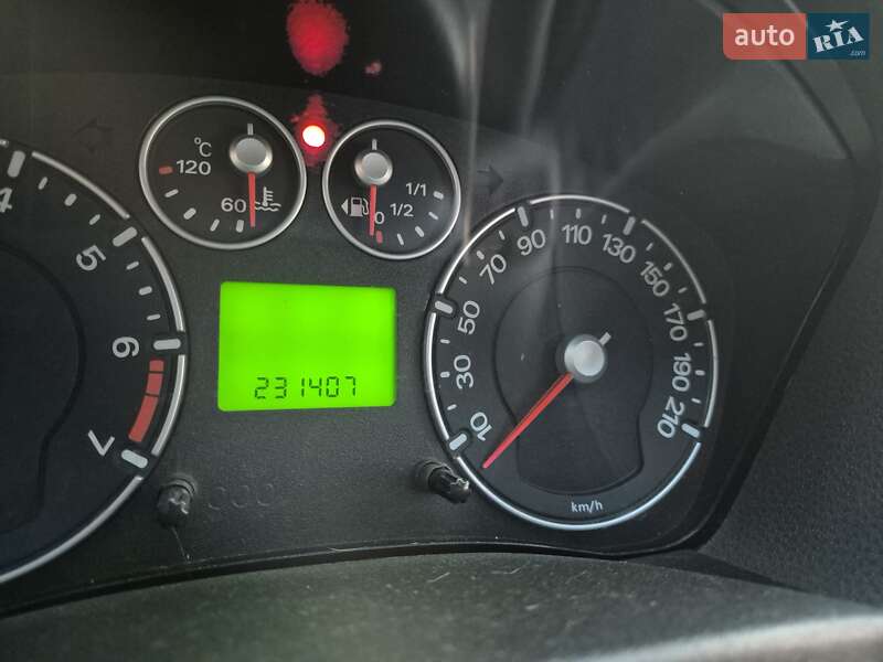 Хэтчбек Ford Fiesta 2007 в Полтаве