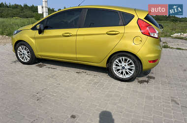 Хэтчбек Ford Fiesta 2013 в 