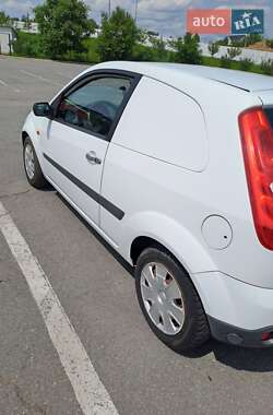 Хэтчбек Ford Fiesta 2007 в 