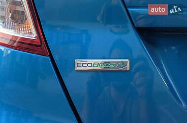 Хэтчбек Ford Fiesta 2016 в 