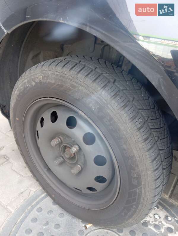 Хэтчбек Ford Fiesta 2007 в Киеве