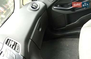 Хэтчбек Ford Fiesta 2013 в 