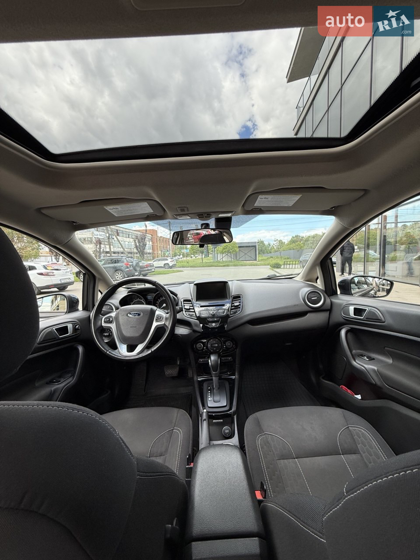 2015 Ford Fiesta - мініатюра 48
