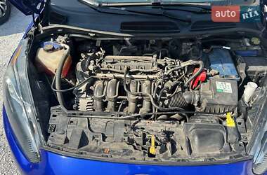 Хэтчбек Ford Fiesta 2014 в 