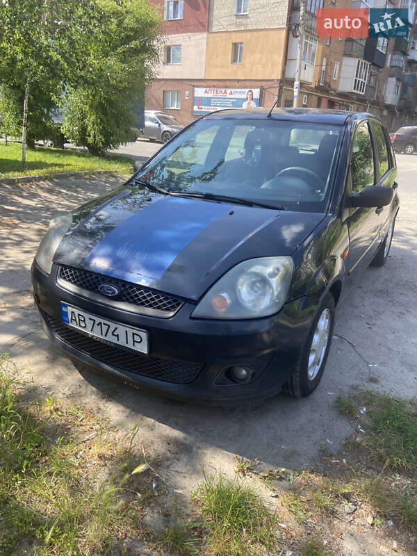 Хэтчбек Ford Fiesta 2007 в Виннице