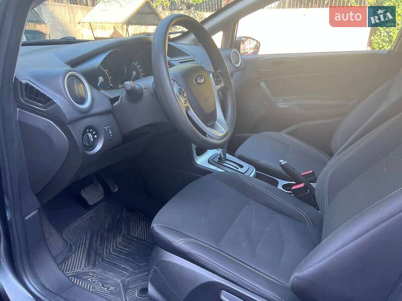 Седан Ford Fiesta 2019 в Днепре