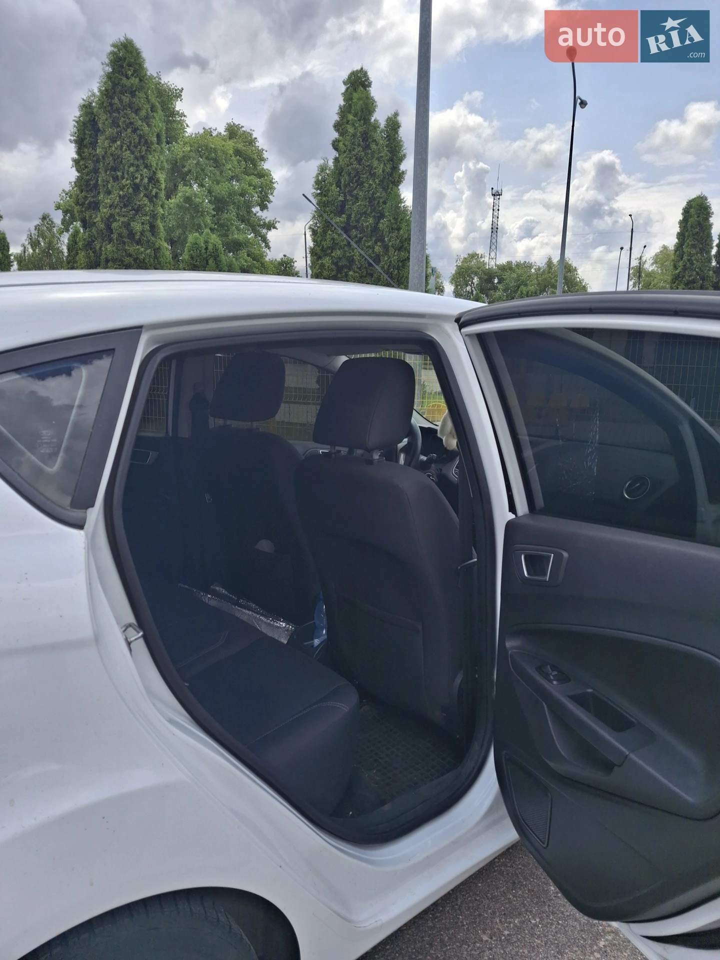 2013 Ford Fiesta - мініатюра 5