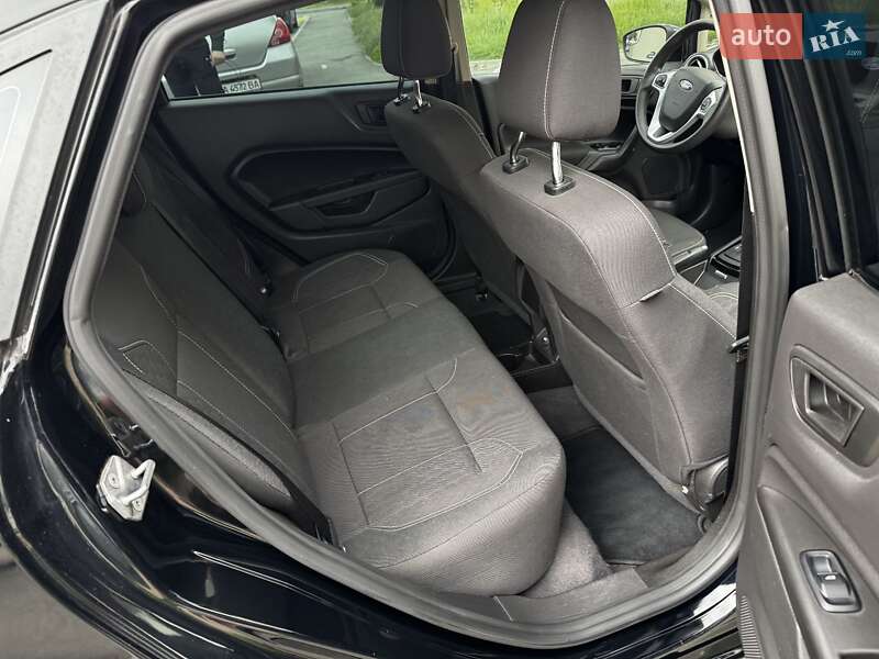 Седан Ford Fiesta 2019 в Києві