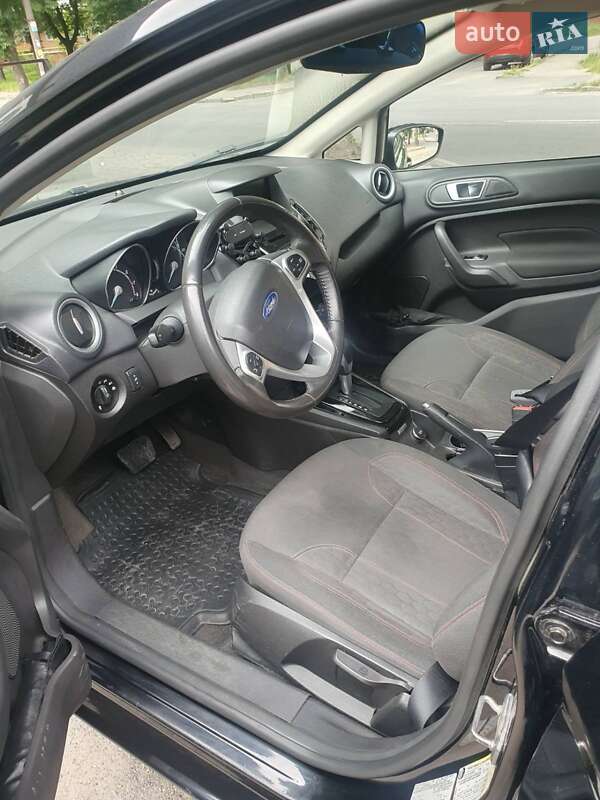 Хэтчбек Ford Fiesta 2016 в Могилев-Подольске фото 6 Хэтчбек Ford Fiesta 2016 в Могилев-Подольске