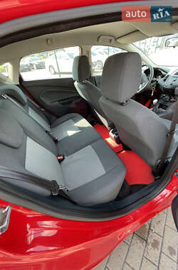 Хэтчбек Ford Fiesta 2011 в 