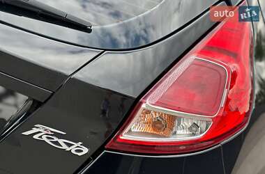 Хэтчбек Ford Fiesta 2019 в 