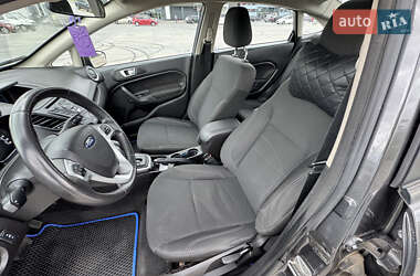 Седан Ford Fiesta 2016 в 