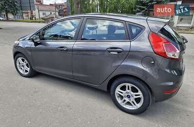 Хэтчбек Ford Fiesta 2017 в 