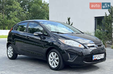 Хэтчбек Ford Fiesta 2013 в 