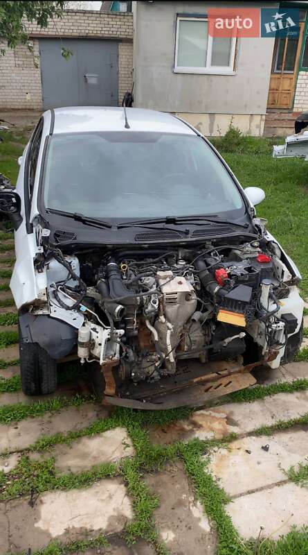 Хэтчбек Ford Fiesta 2013 в Чернигове