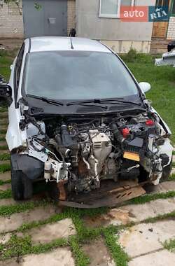 Хэтчбек Ford Fiesta 2013 в 