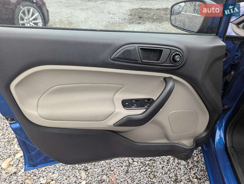 Седан Ford Fiesta 2019 в Ровно