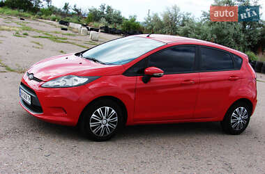 Хэтчбек Ford Fiesta 2009 в 