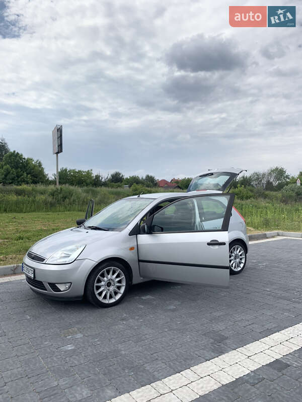 Ford Fiesta 2004