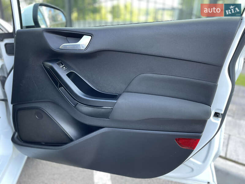 Хэтчбек Ford Fiesta 2018 в Запорожье