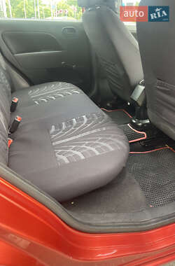 Хэтчбек Ford Fiesta 2008 в 