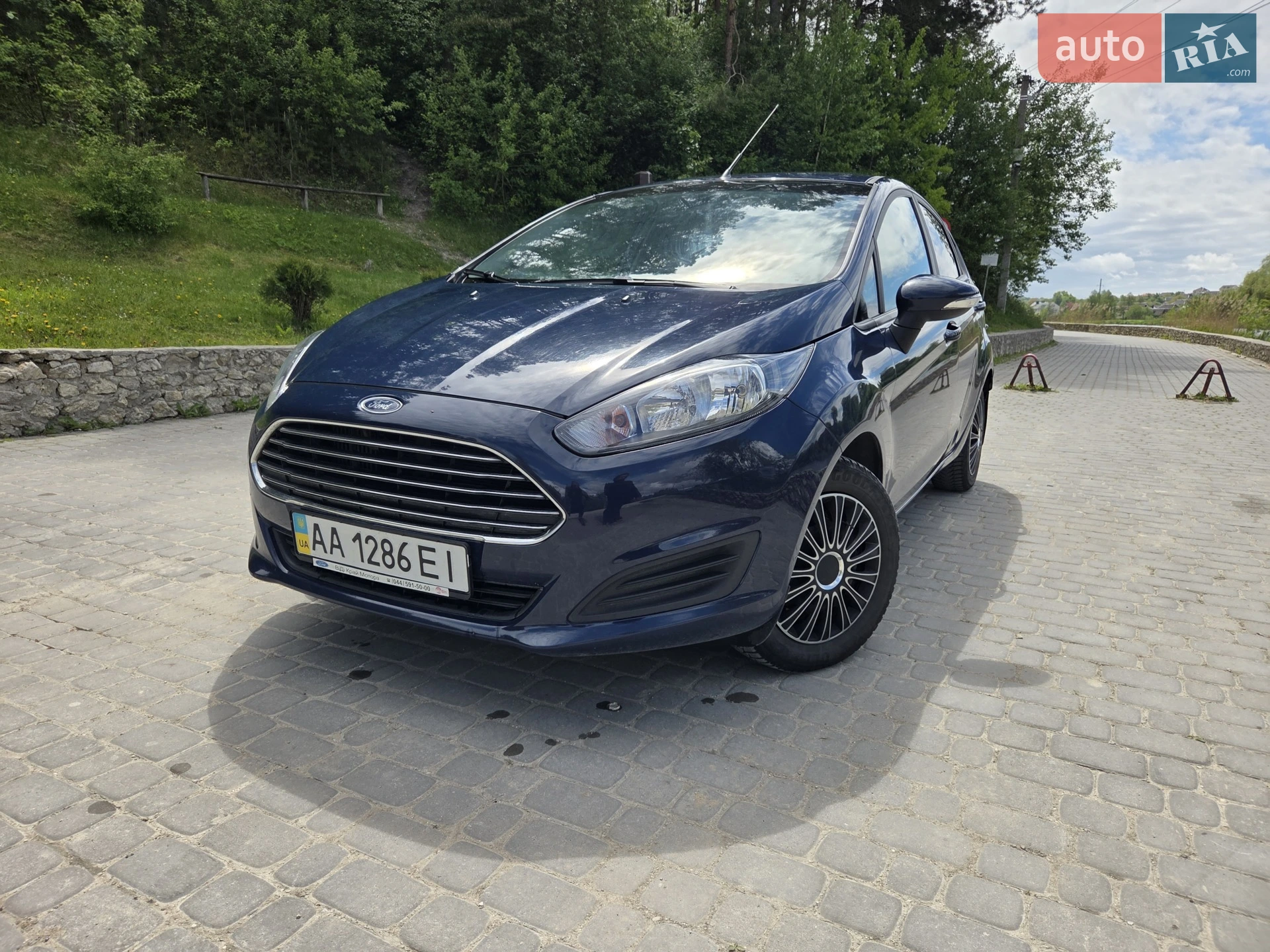 2013 Ford Fiesta - мініатюра 4