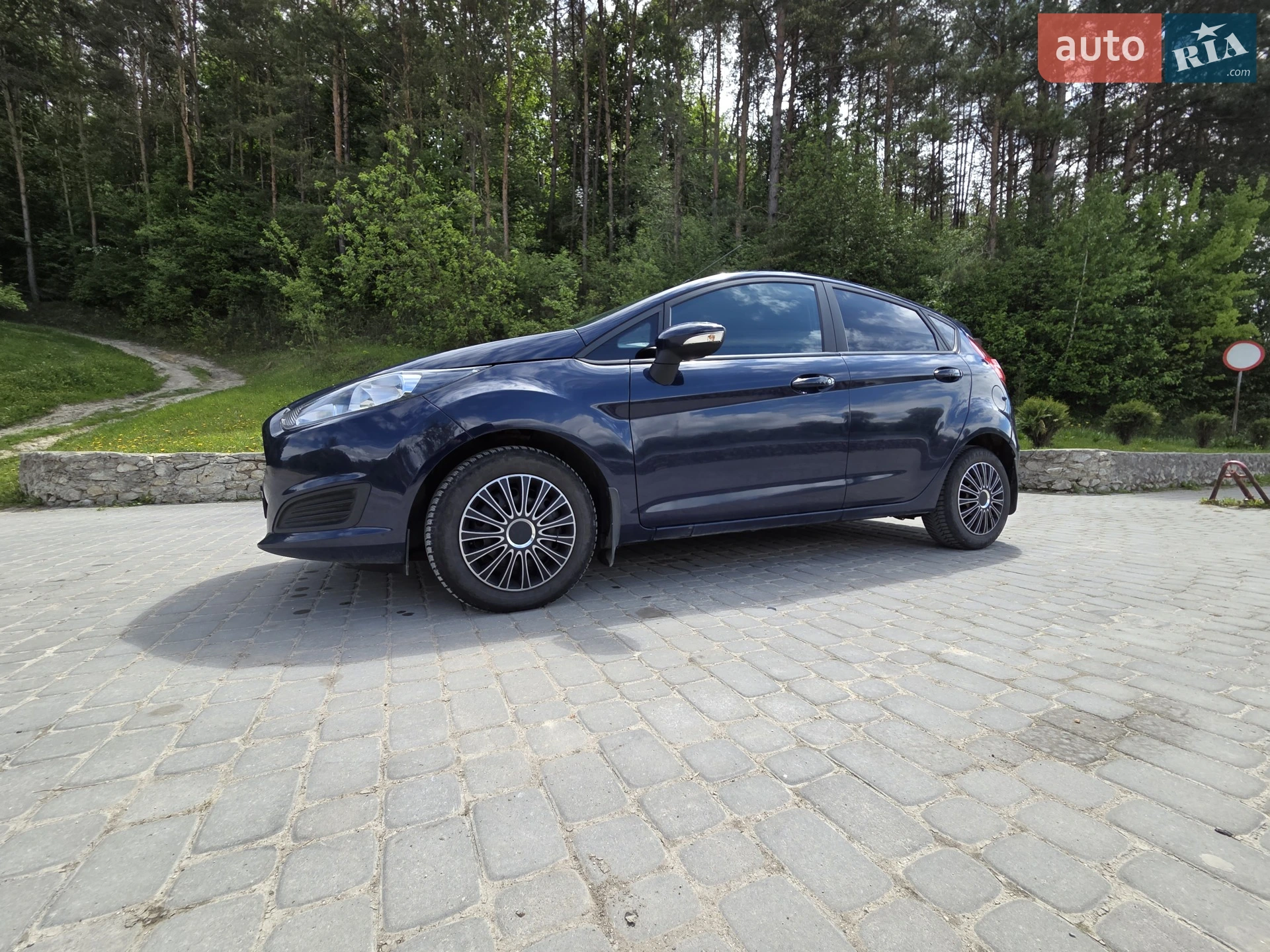 2013 Ford Fiesta - мініатюра 7