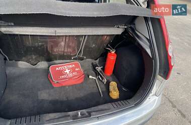 Хэтчбек Ford Fiesta 2008 в 