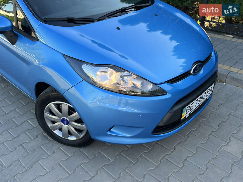 Хэтчбек Ford Fiesta 2012 в Одессе