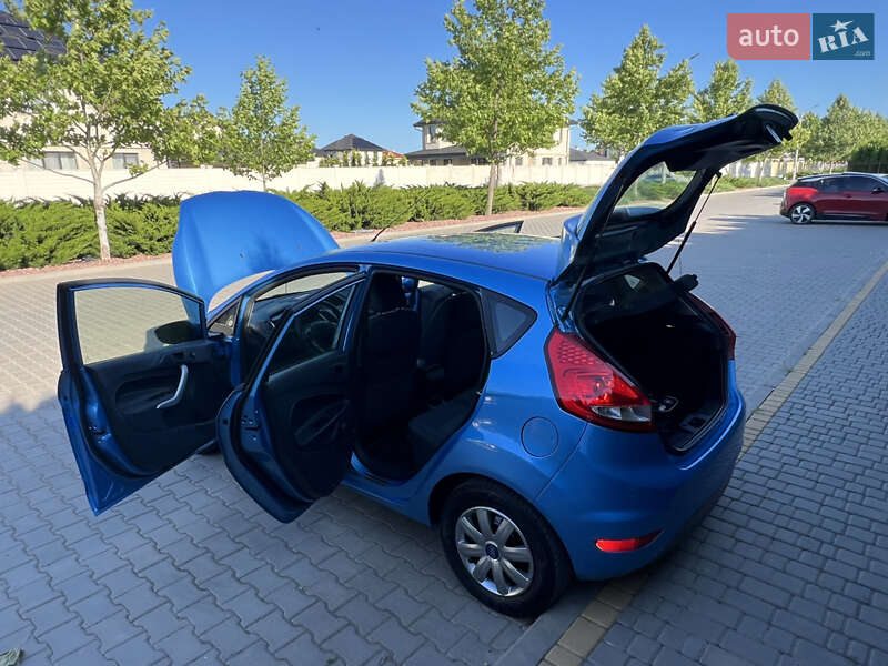 Хэтчбек Ford Fiesta 2012 в Одессе