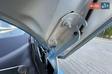 Хэтчбек Ford Fiesta 2012 в 