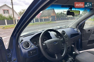 Хэтчбек Ford Fiesta 2007 в 