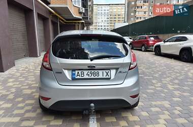 Хэтчбек Ford Fiesta 2012 в 