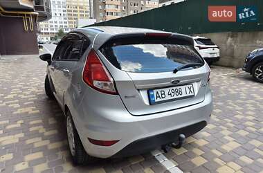 Хэтчбек Ford Fiesta 2012 в 