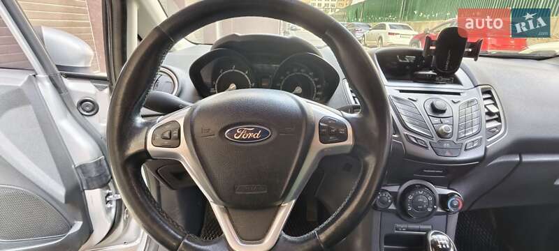 Хэтчбек Ford Fiesta 2012 в Виннице