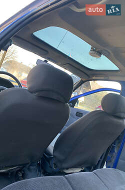 Хэтчбек Ford Fiesta 1992 в 