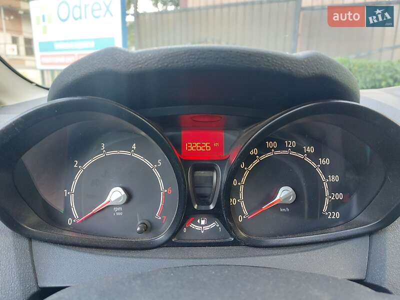 Хэтчбек Ford Fiesta 2011 в Одессе
