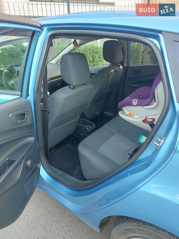 Хэтчбек Ford Fiesta 2011 в Одессе