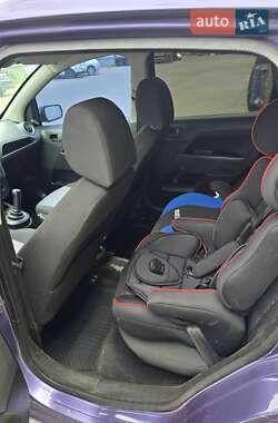 Хетчбек Ford Fiesta 2008 в 